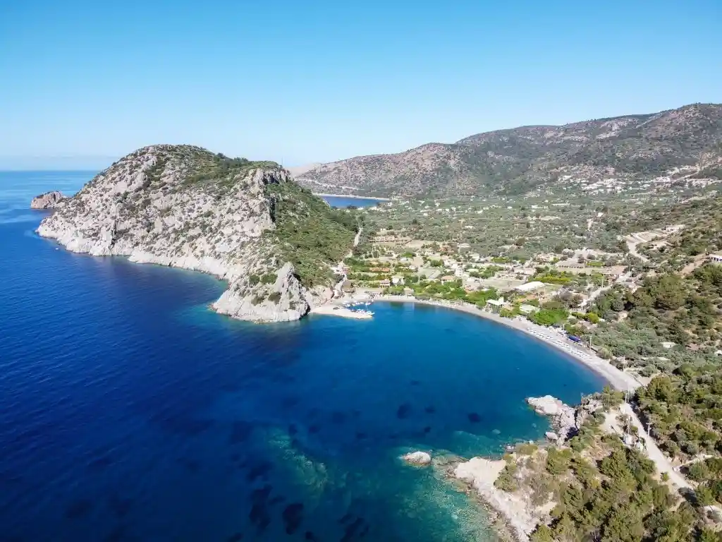 Yücel Körfez Evleri yakınında gezilecek yerler - Hayıtbükü