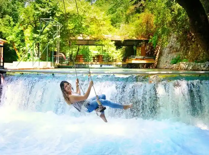 Yücel Körfez Evleri yakınında gezilecek yerler - Yuvarlakçay